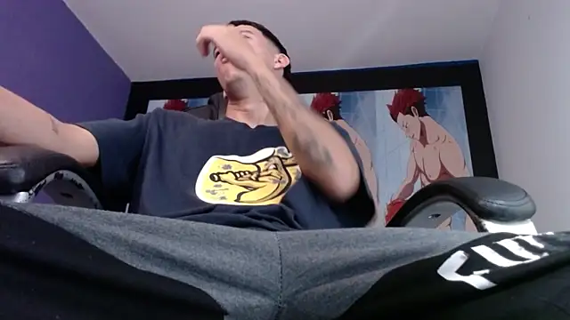 Snapshot of FrannBoy chatting on 12-04-24, 07:34 FrannBoy online show from 12-04-24, 07:34