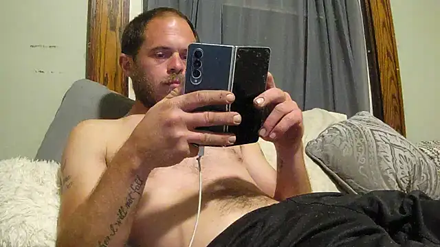 Bigoleslong98765 online show from 10-15-25, 06:13