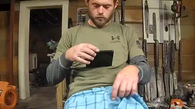 Bigoleslong98765 online show from 10-25-25, 03:14