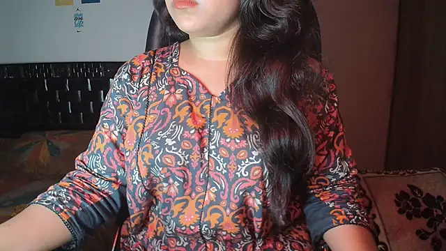 Most-Beautiful-Queen online show from 10-17-25, 06:21