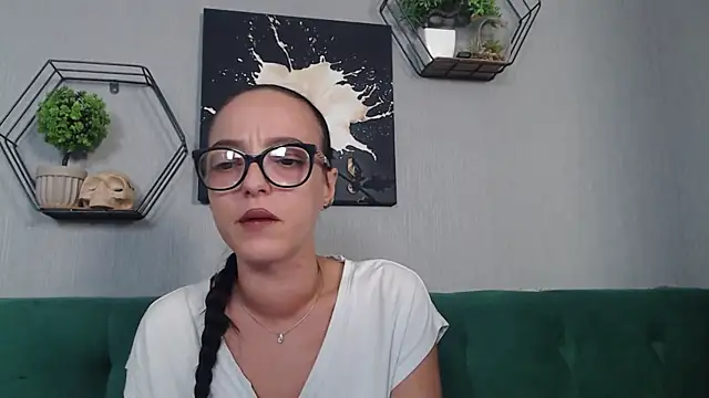 IzabelllNoir online show from 09-26-25, 11:03