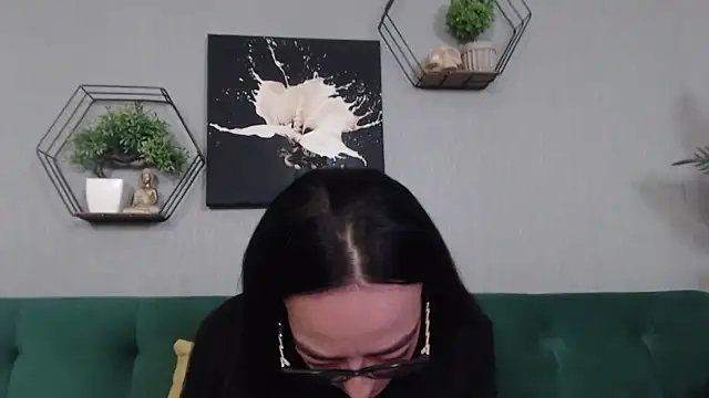 Snapshot of IzabelllNoir chatting on 02-09-26, 11:58 IzabelllNoir online show from 02-09-26, 11:58