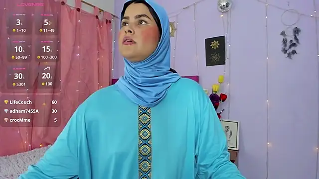 AishaAmin  online show from 01-21-25, 04:05