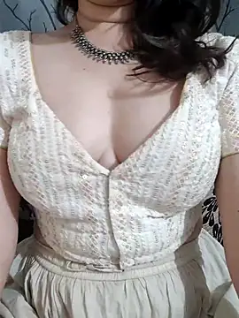 Brown Maxi online show from 03-09-25, 07:37