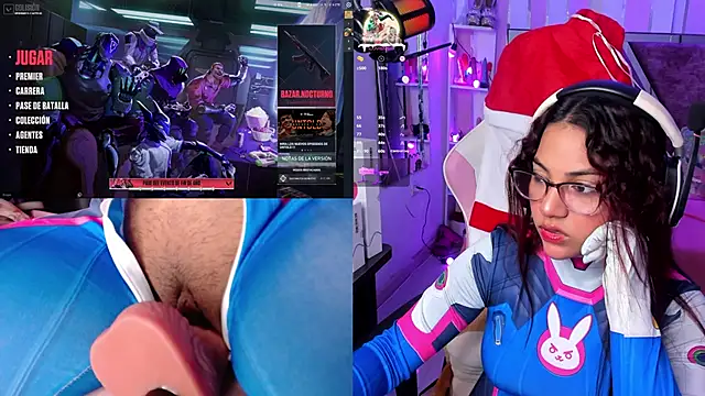 PetiteSophie  online show from 12-22-24, 01:11