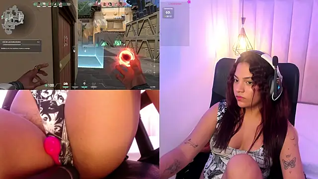 PetiteSophie  online show from 01-03-25, 04:16