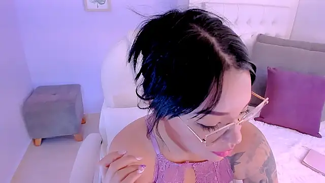 Snapshot of Sara_LipsX chatting on 01-16-25, 08:25 Sara LipsX online show from 01-16-25, 08:25