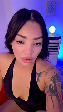 Sara LipsX online show from 12-21-25, 12:40