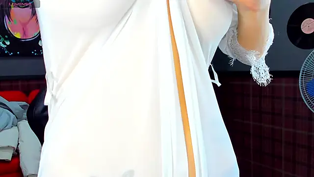 Snapshot of Angel_Sapphire_ chatting on 12-07-24, 08:22 Angel Sapphire online show from 12-07-24, 08:22