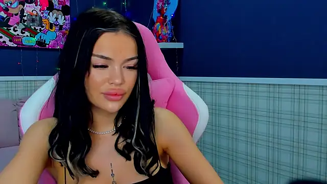 Snapshot of Angel_Sapphire_ chatting on 12-23-24, 02:50 Angel Sapphire online show from 12-23-24, 02:50