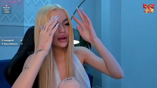 Snapshot of Angel_Sapphire_ chatting on 01-12-25, 08:46 Angel Sapphire online show from 01-12-25, 08:46