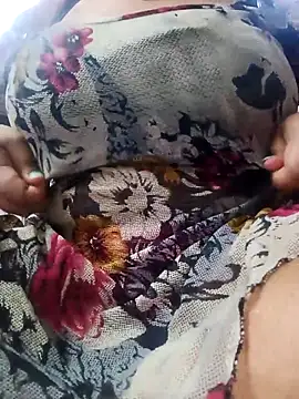 Snapshot of Rexx05@xh chatting on 02-14-26, 02:19 Rexx05xh online show from 02-14-26, 02:19