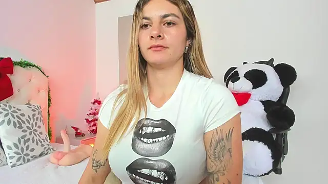 AtheneaRossi online show from 12-28-24, 03:26