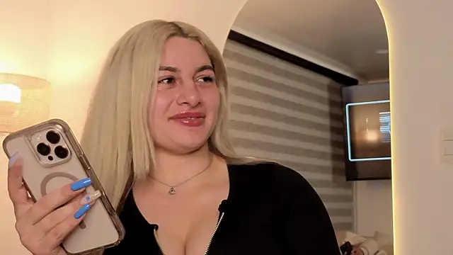 AtheneaRossi online show from 10-12-25, 02:32