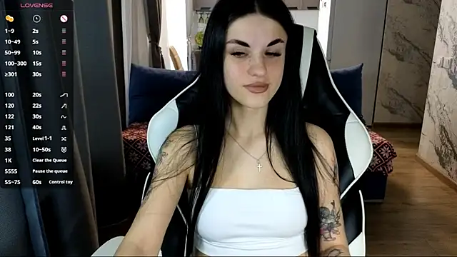 Snapshot of Mary___Moore chatting on 11-08-25, 07:52 Mary Moore online show from 11-08-25, 07:52