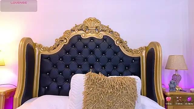 AdelinaVans online show from 04-14-26, 11:27