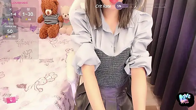 Yuka Chan online show from 02-21-25, 09:32