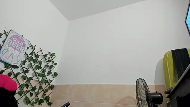 Brenda Smith69 online show from 12-24-24, 08:27