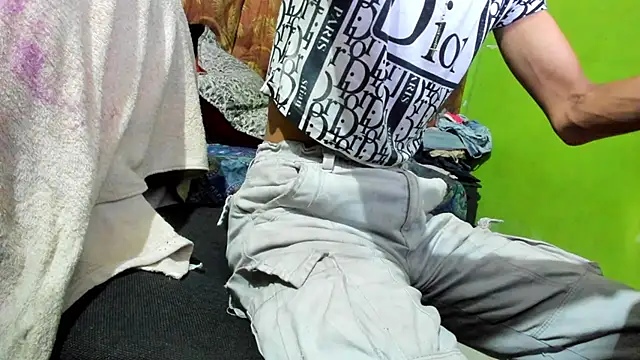 Snapshot of Brenda_Smith69 chatting on 10-12-25, 06:07 Brenda Smith69 online show from 10-12-25, 06:07