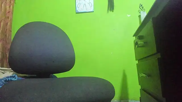 Snapshot of Brenda_Smith69 chatting on 10-30-25, 10:54 Brenda Smith69 online show from 10-30-25, 10:54