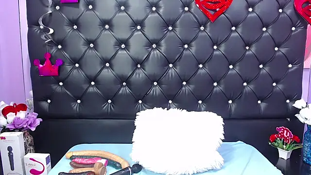 Snapshot of ClesteAnalDeep_ chatting on 03-18-25, 09:09 ClesteAnalDeep online show from 03-18-25, 09:09