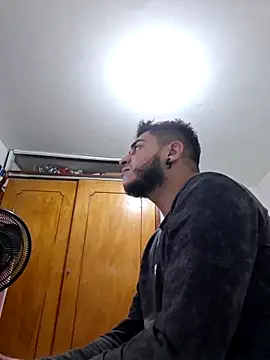 Juanhots online show from 01-14-26, 06:24