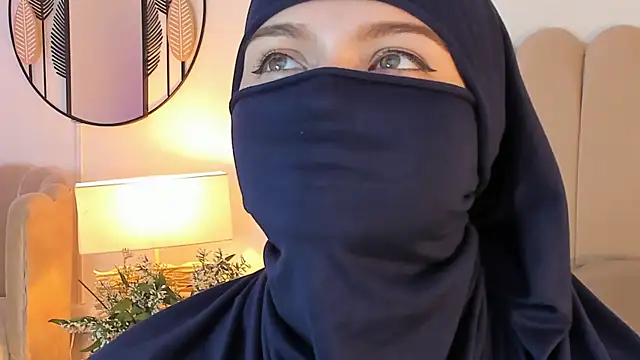 anna-henao online show from 12-27-24, 03:26