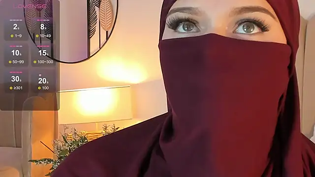 anna-henao online show from 01-25-25, 05:40