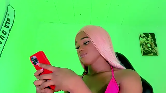 naomy  xx online show from 10-07-25, 03:20