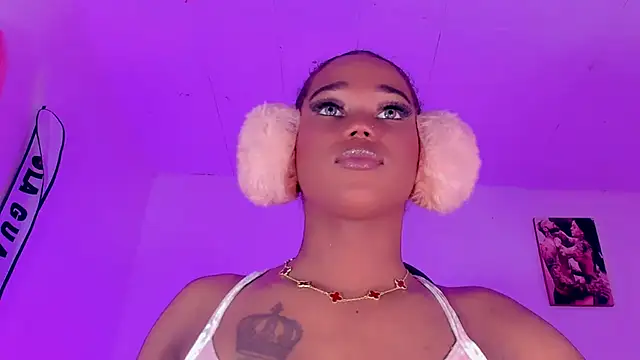 naomy  xx online show from 10-15-25, 04:34