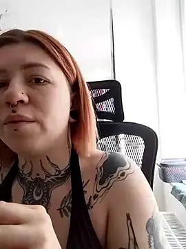 Snapshot of divine_eve chatting on 03-24-26, 11:04 divine eve online show from 03-24-26, 11:04