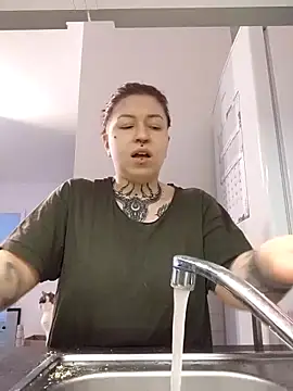 Snapshot of divine_eve chatting on 04-02-26, 02:58 divine eve online show from 04-02-26, 02:58