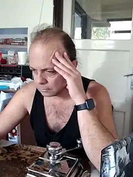 Snapshot of 1Kalandor@xh chatting on 10-18-25, 08:04 1Kalandorxh online show from 10-18-25, 08:04