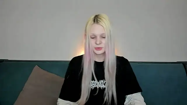 Snapshot of sashakiss99 chatting on 12-01-24, 09:59 sashakiss99 online show from 12-01-24, 09:59