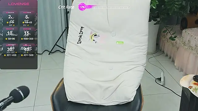  YouY  online show from 02-03-25, 03:06