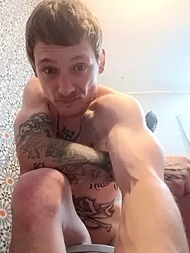 Snapshot of selfmadestud chatting on 03-04-26, 06:52 selfmadestud online show from 03-04-26, 06:52