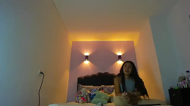 Snapshot of Sofia_Clauss_ chatting on 02-08-26, 03:21 Sofia Clauss online show from 02-08-26, 03:21