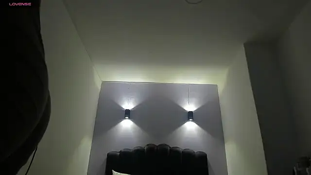 Snapshot of Sofia_Clauss_ chatting on 02-14-26, 03:36 Sofia Clauss online show from 02-14-26, 03:36