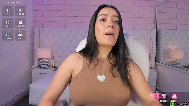 Snapshot of Yaaky_ chatting on 03-11-25, 08:20 Yaaky online show from 03-11-25, 08:20