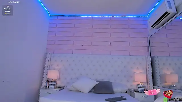 Snapshot of Yaaky_ chatting on 03-12-25, 09:24 Yaaky online show from 03-12-25, 09:24