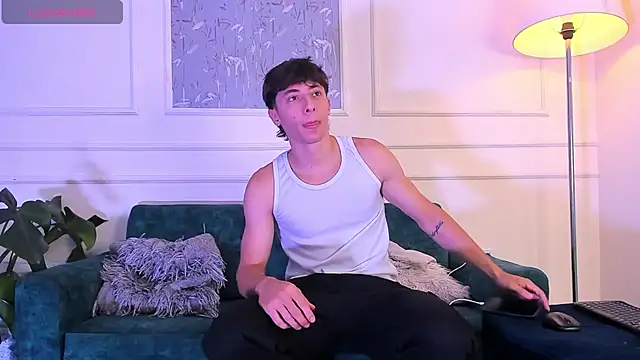 Snapshot of AlessandroDybala chatting on 10-18-25, 12:50 AlessandroDybala online show from 10-18-25, 12:50