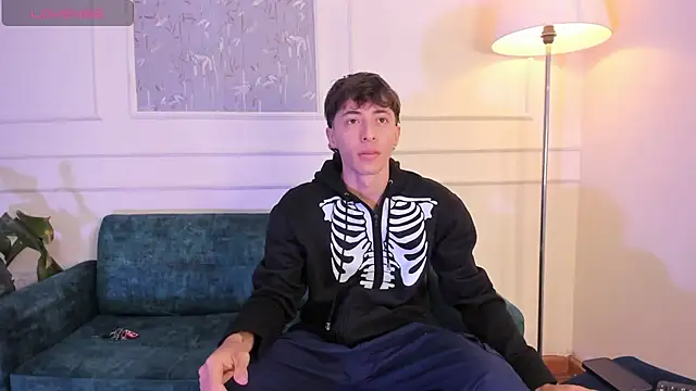 Snapshot of AlessandroDybala chatting on 10-25-25, 12:23 AlessandroDybala online show from 10-25-25, 12:23