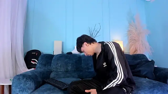 Snapshot of AlessandroDybala chatting on 11-16-25, 01:17 AlessandroDybala online show from 11-16-25, 01:17