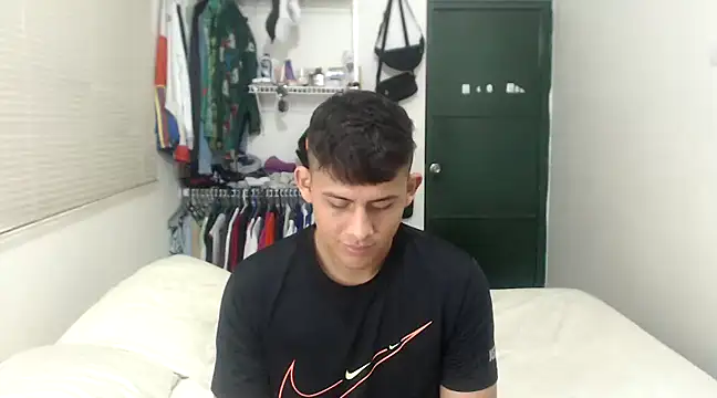 Snapshot of StivMike01 chatting on 01-28-25, 12:26 StivMike01 online show from 01-28-25, 12:26