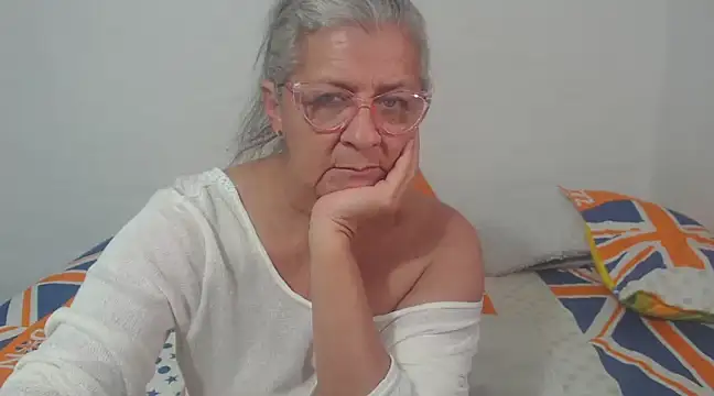 candy mature  online show from 02-24-25, 09:52