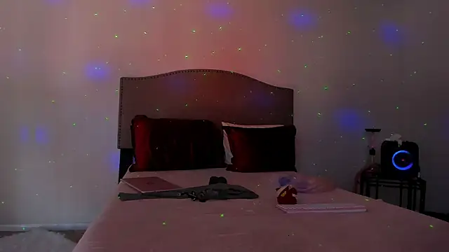 yiauana online show from 11-05-25, 07:47