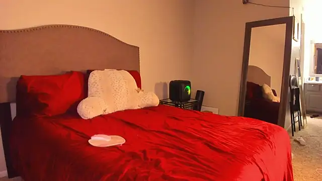 yiauana online show from 01-10-26, 03:19