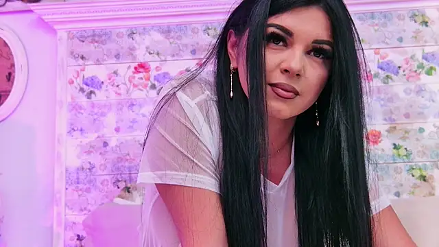 EmilyColle  online show from 11-12-25, 07:35