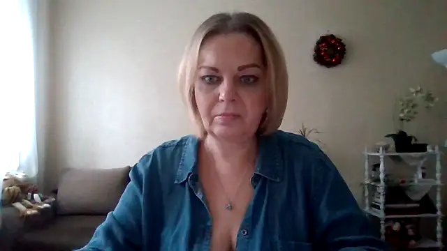 SofiyaPetrova online show from 02-05-25, 01:33