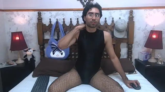 MilanZaire online show from 02-27-25, 12:43